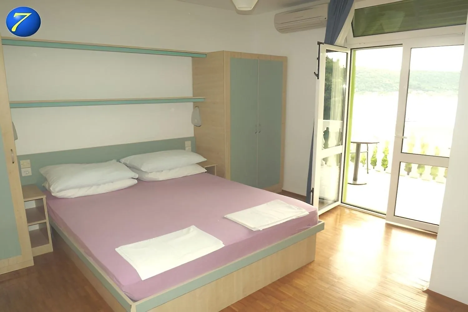 Guest house Rooms By The Sea Supetarska Draga - Donja, Rab - 23068 Rab Town